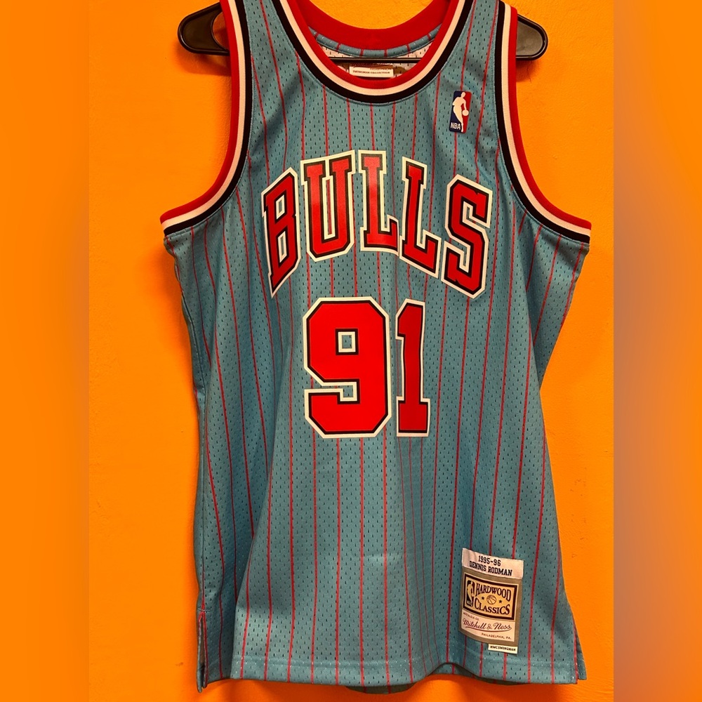 Mitchell & ness throwback